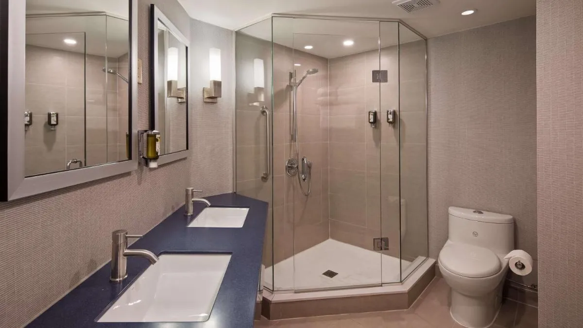 Image 2 of Best Western Plus Ottawa City Centre