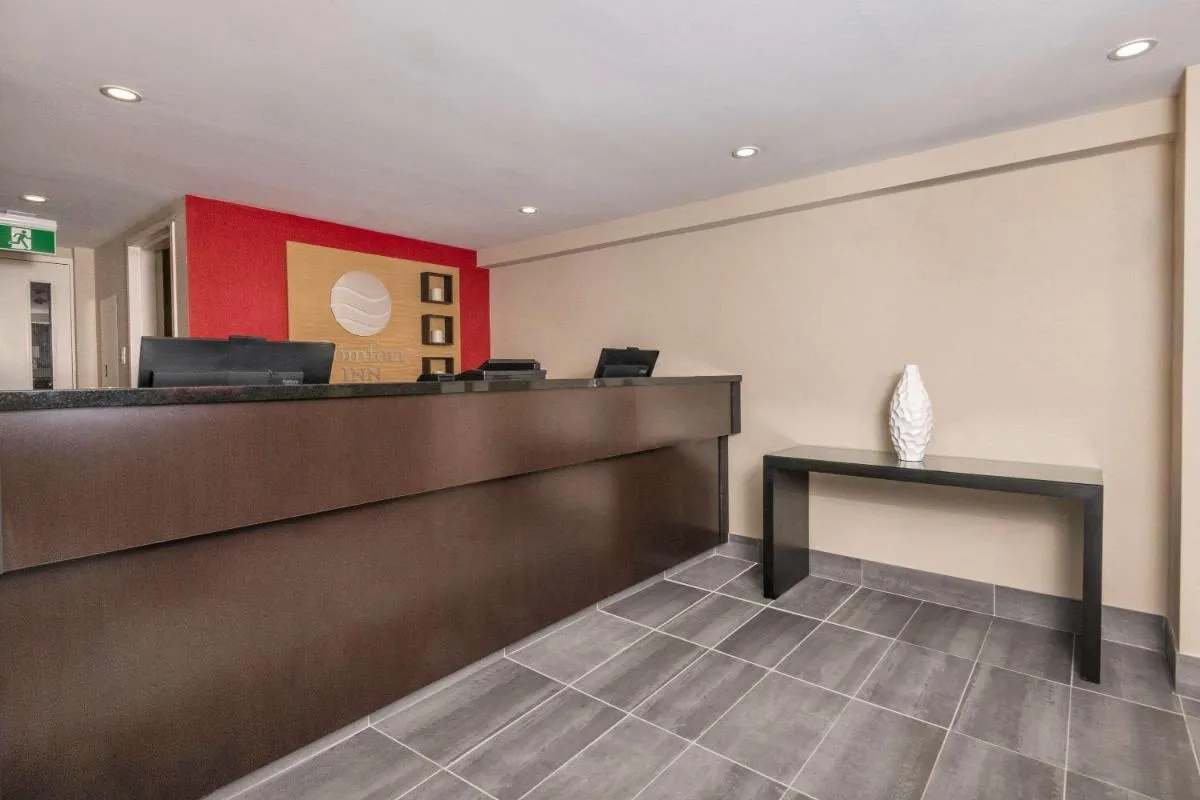Image 6 of Comfort Inn