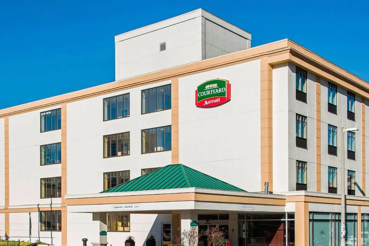 Image 6 of Courtyard by Marriott Ottawa Downtown