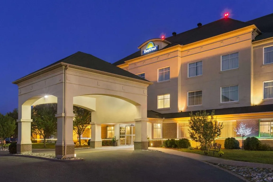 Image of Days Inn by Wyndham Ottawa Airport