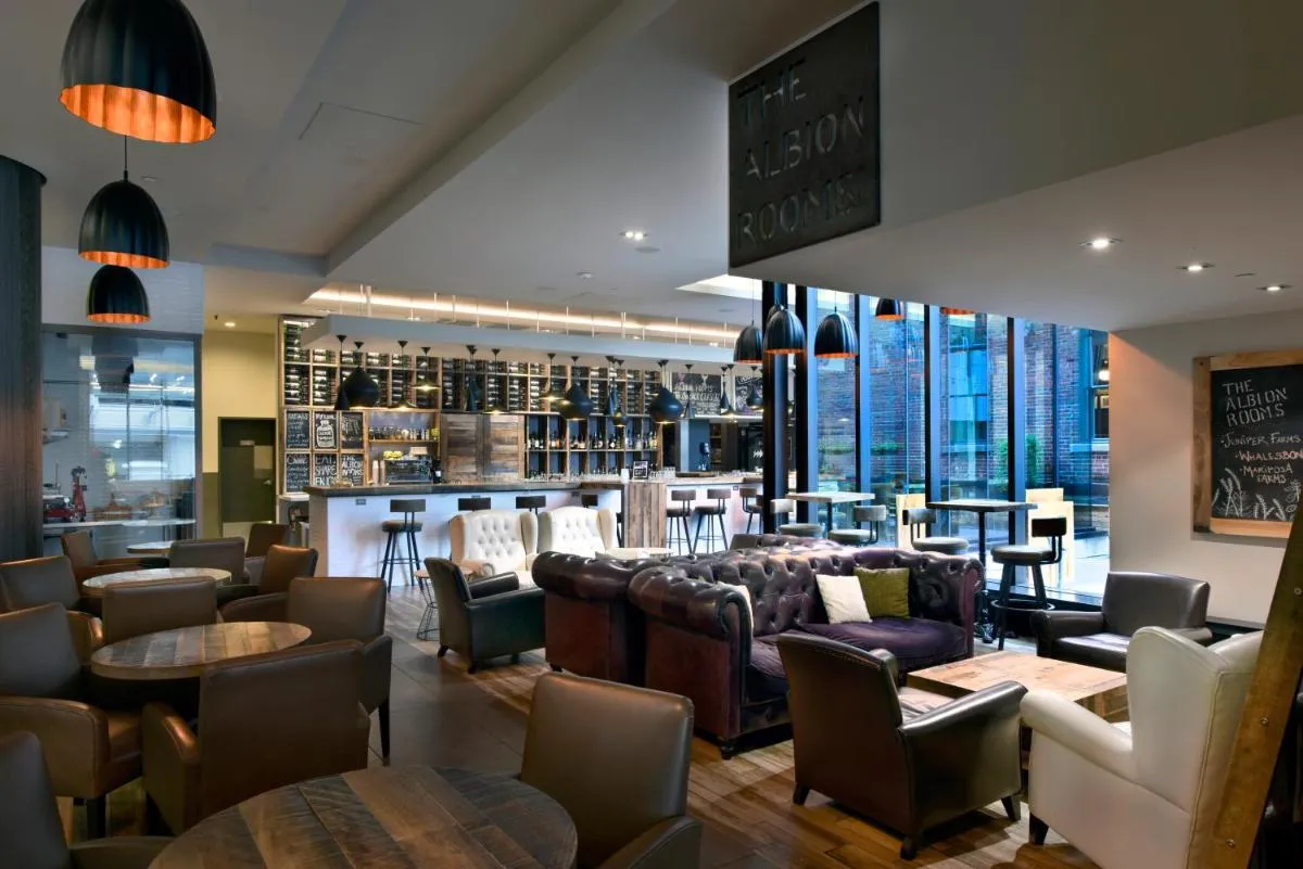 Image 2 of DoubleTree by Hilton Ottawa Downtown