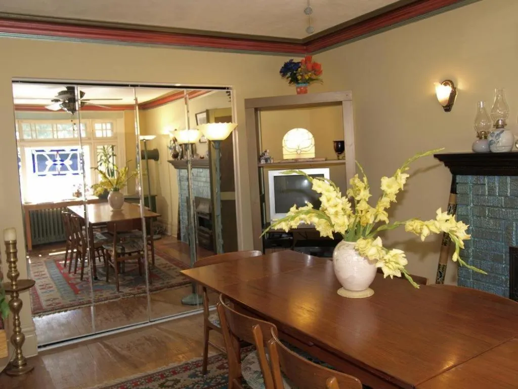 Image 4 of Downtown Bed and Breakfast