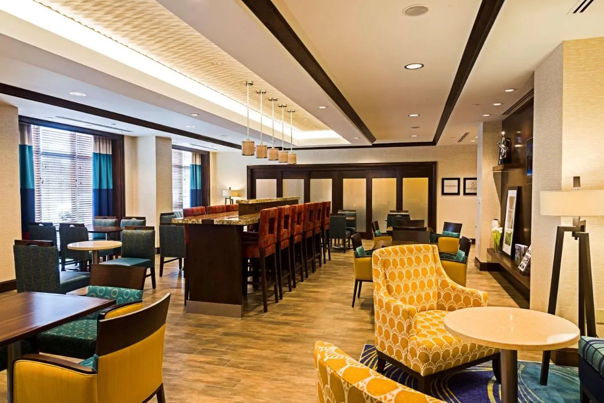 Image 4 of Hampton Inn by Hilton Ottawa Airport