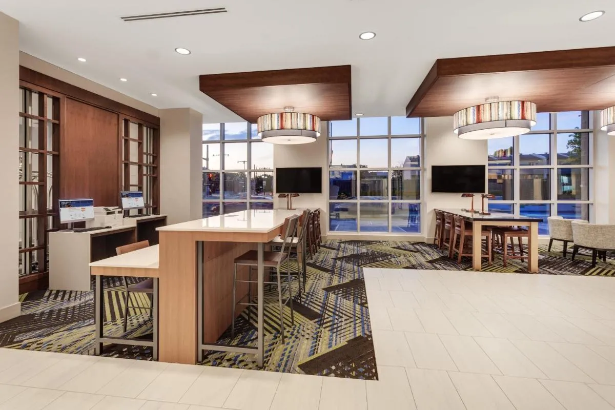 Image 5 of Holiday Inn Express & Suites Downtown Ottawa East, an IHG Hotel