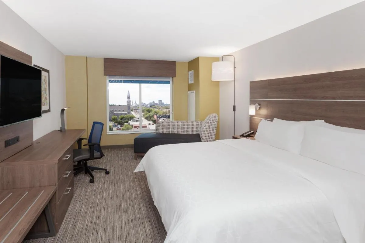 Image 6 of Holiday Inn Express & Suites Downtown Ottawa East, an IHG Hotel