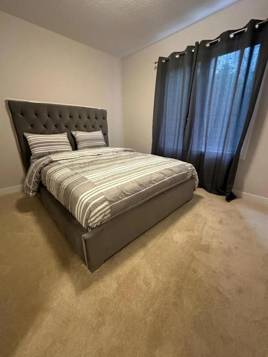 Image 1 of House of Peace – Includes Netflix, Prime-video, Wi-Fi