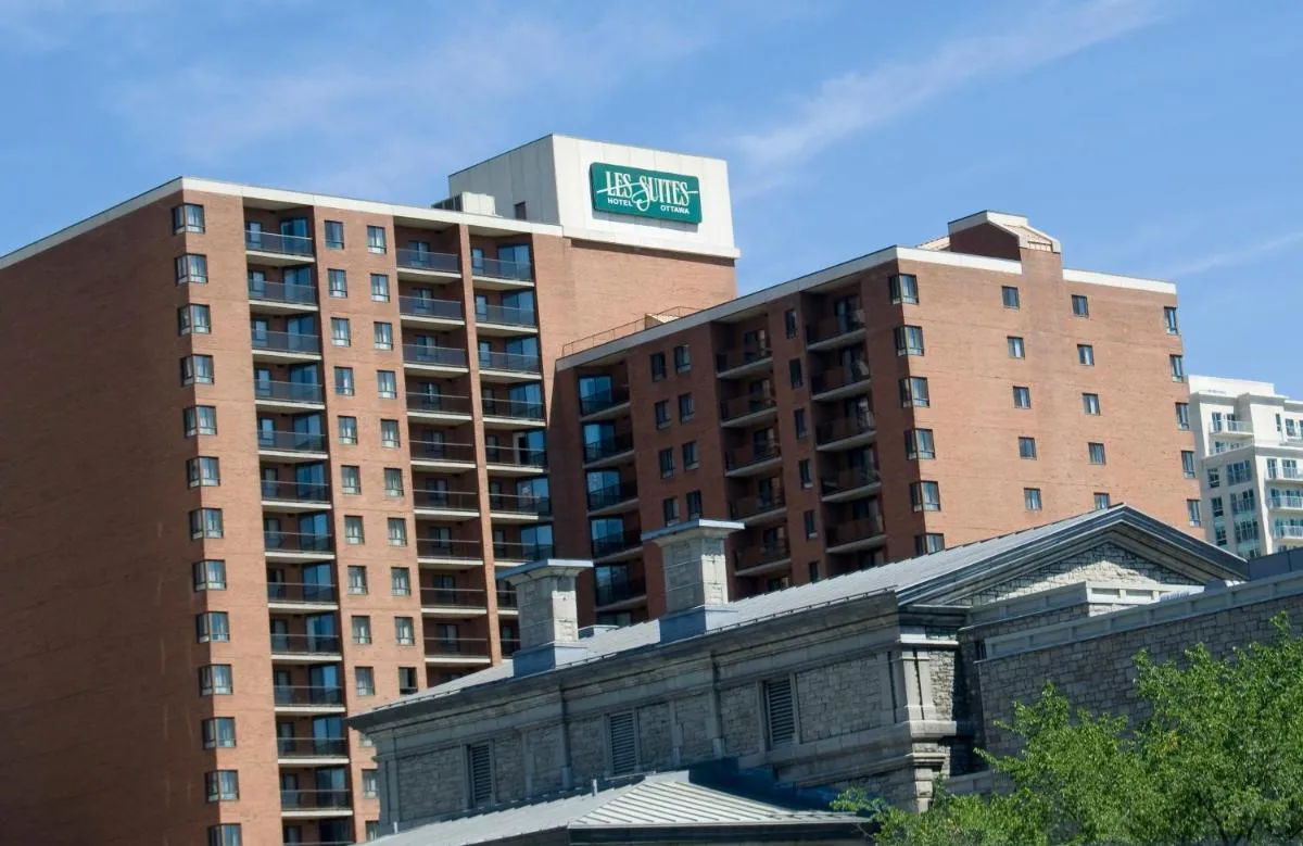 Image 3 of Les Suites Hotel