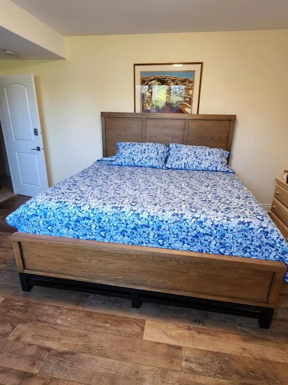 Image of Queen guest apartment