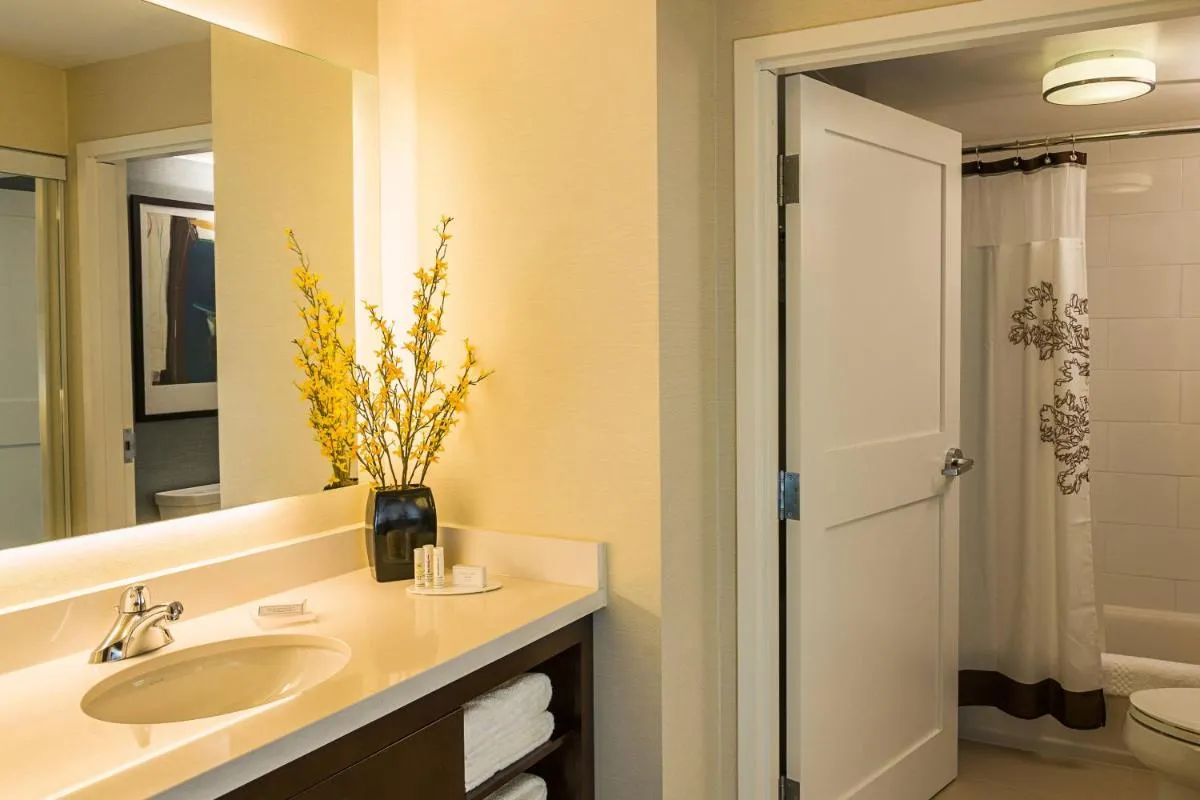Image 2 of Residence Inn by Marriott Ottawa Airport