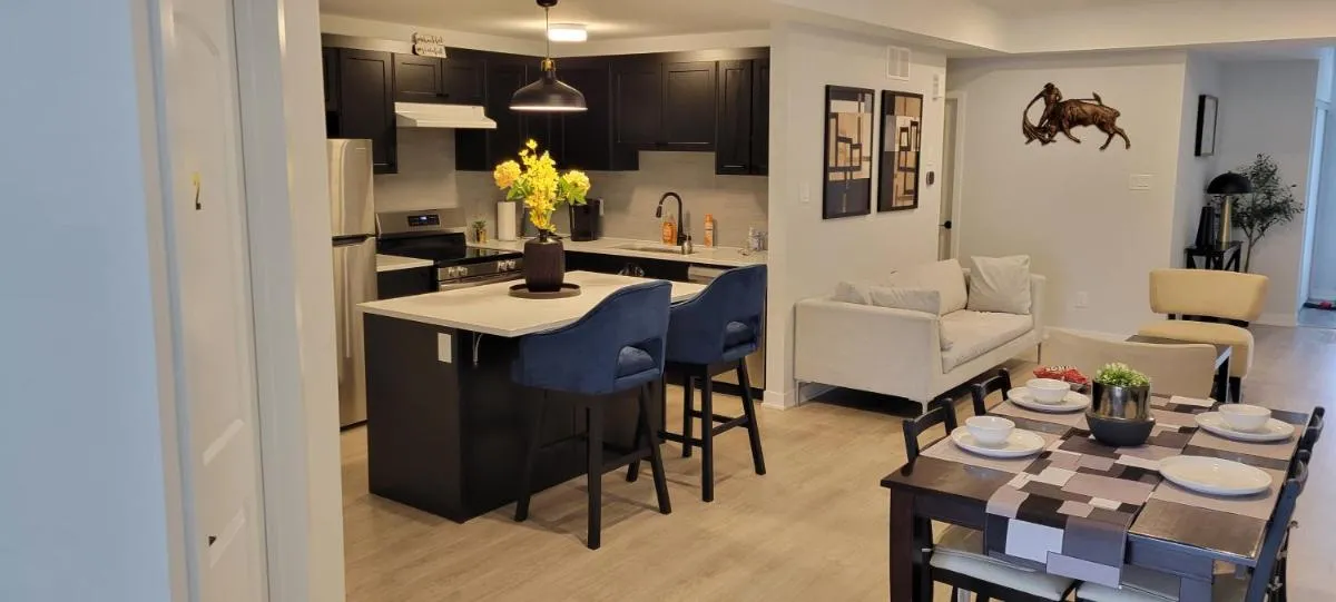 Image 2 of Serenity Suite