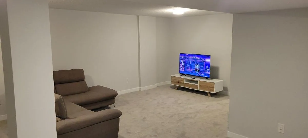 Image 4 of Serenity Suite