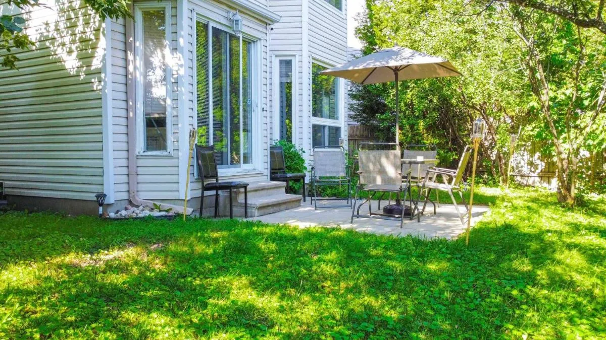 Image 5 of Spacious Family Home Close To Downtown with King Bed num1