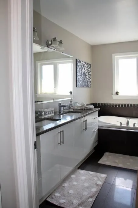 Image 3 of SweetHome1