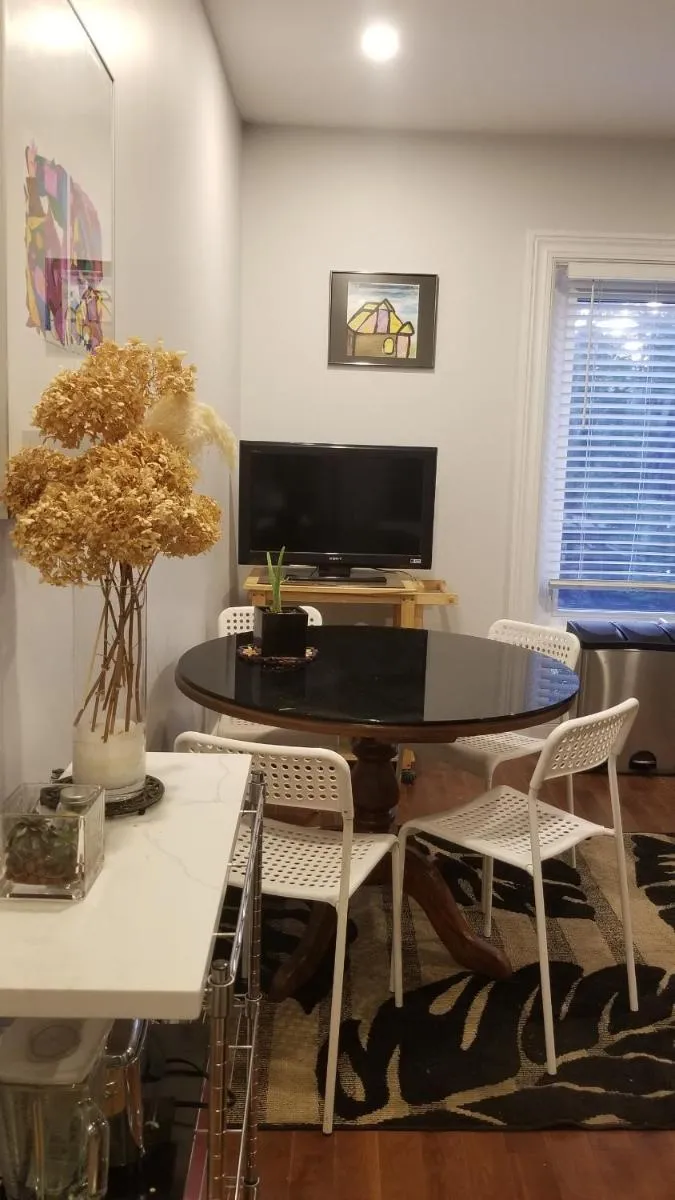 Image 4 of Tina’s place