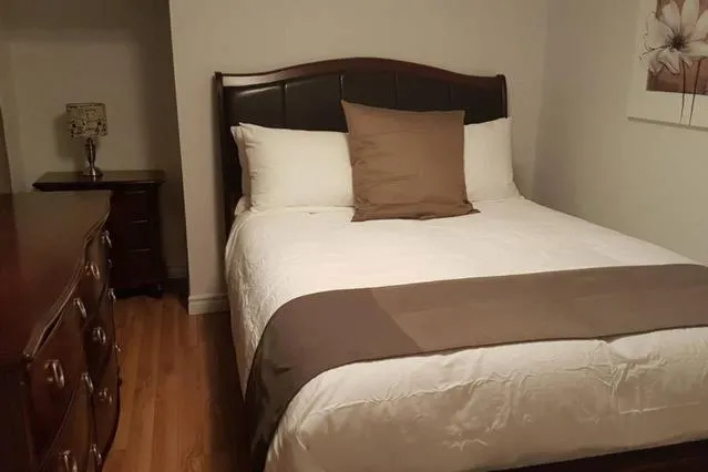 Image 1 of 1-Bedroom Apartment Sweet #7 by Amazing Property Rentals
