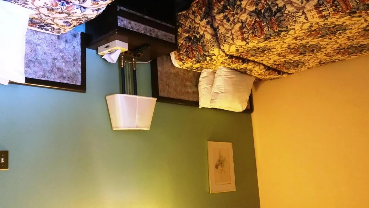 Image 2 of A Voyageur’s Guest House
