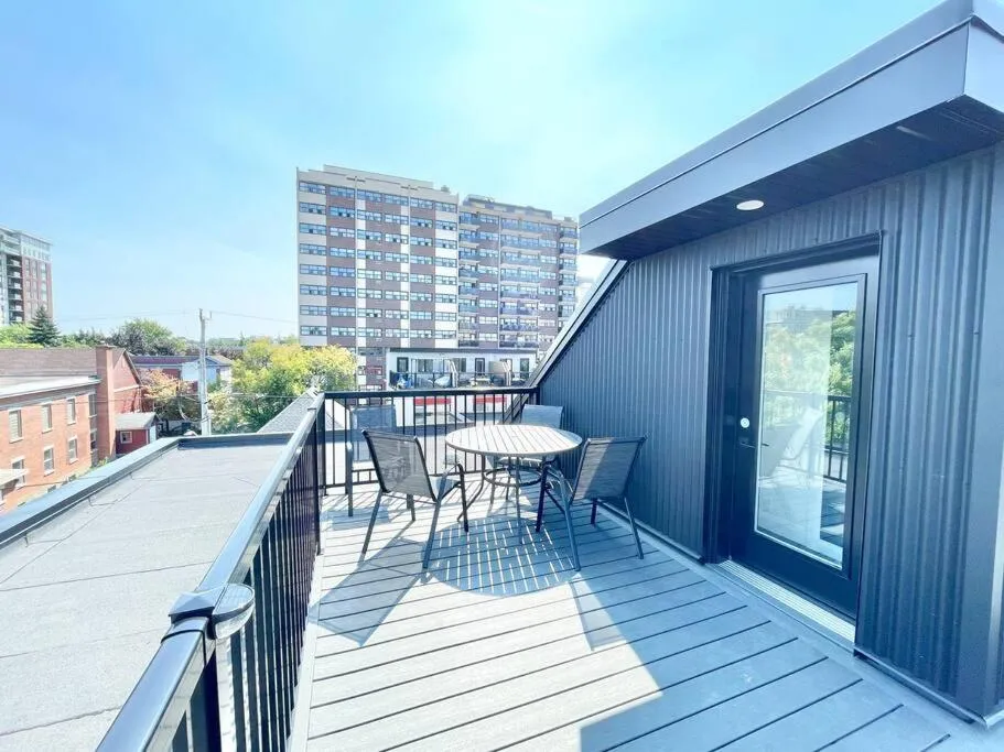 Image 2 of Charming 1 Bed Apt in Prime Westboro