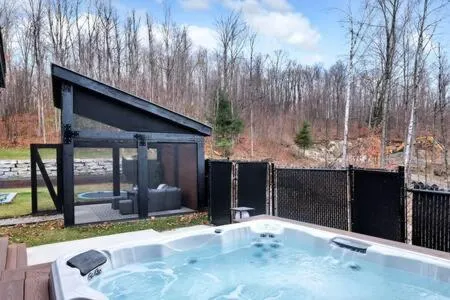 Image 3 of Château Céleste – Villa with pool, hot tub, fire pit