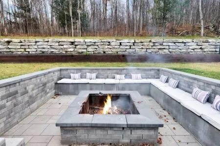 Image 4 of Château Céleste – Villa with pool, hot tub, fire pit