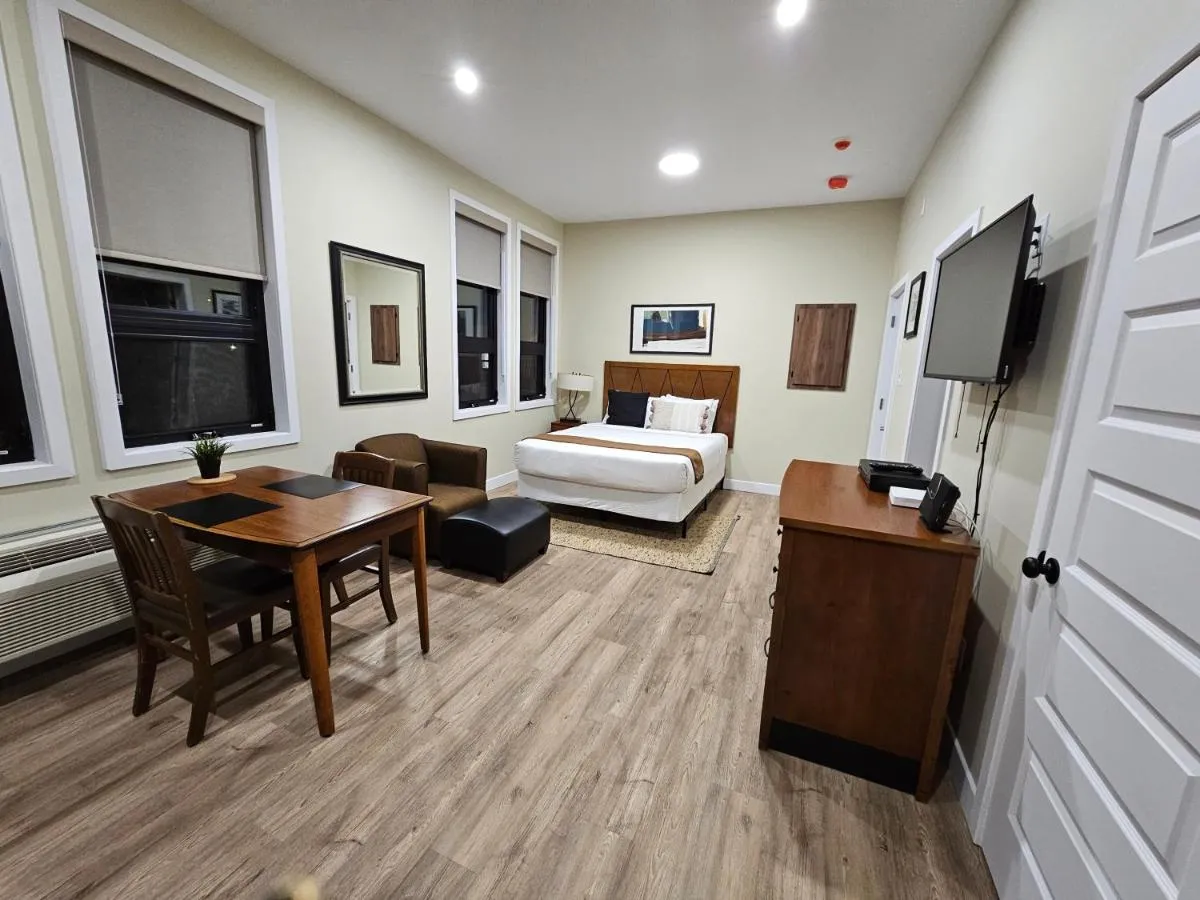 Image 1 of Cozy Maison Apt #4