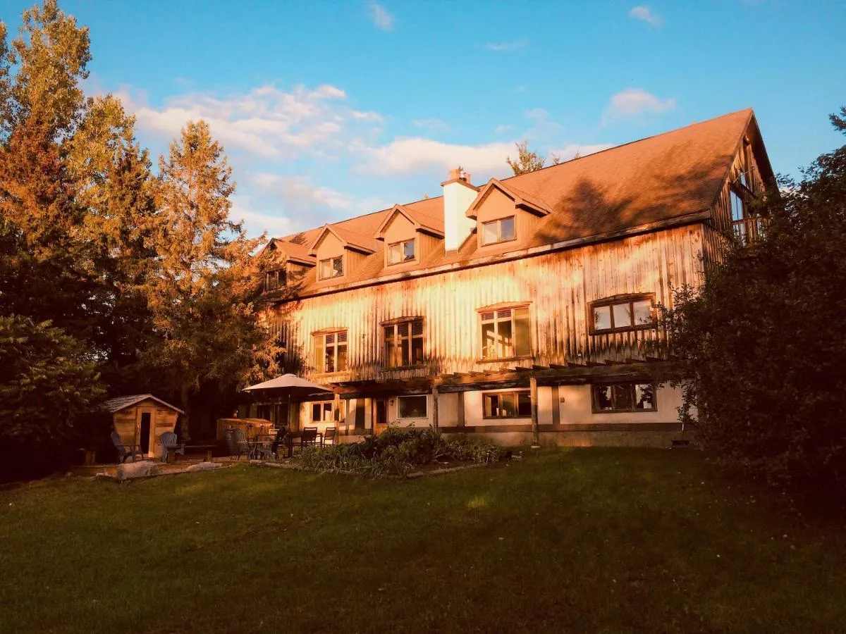 Image 2 of La Grange Country Inn