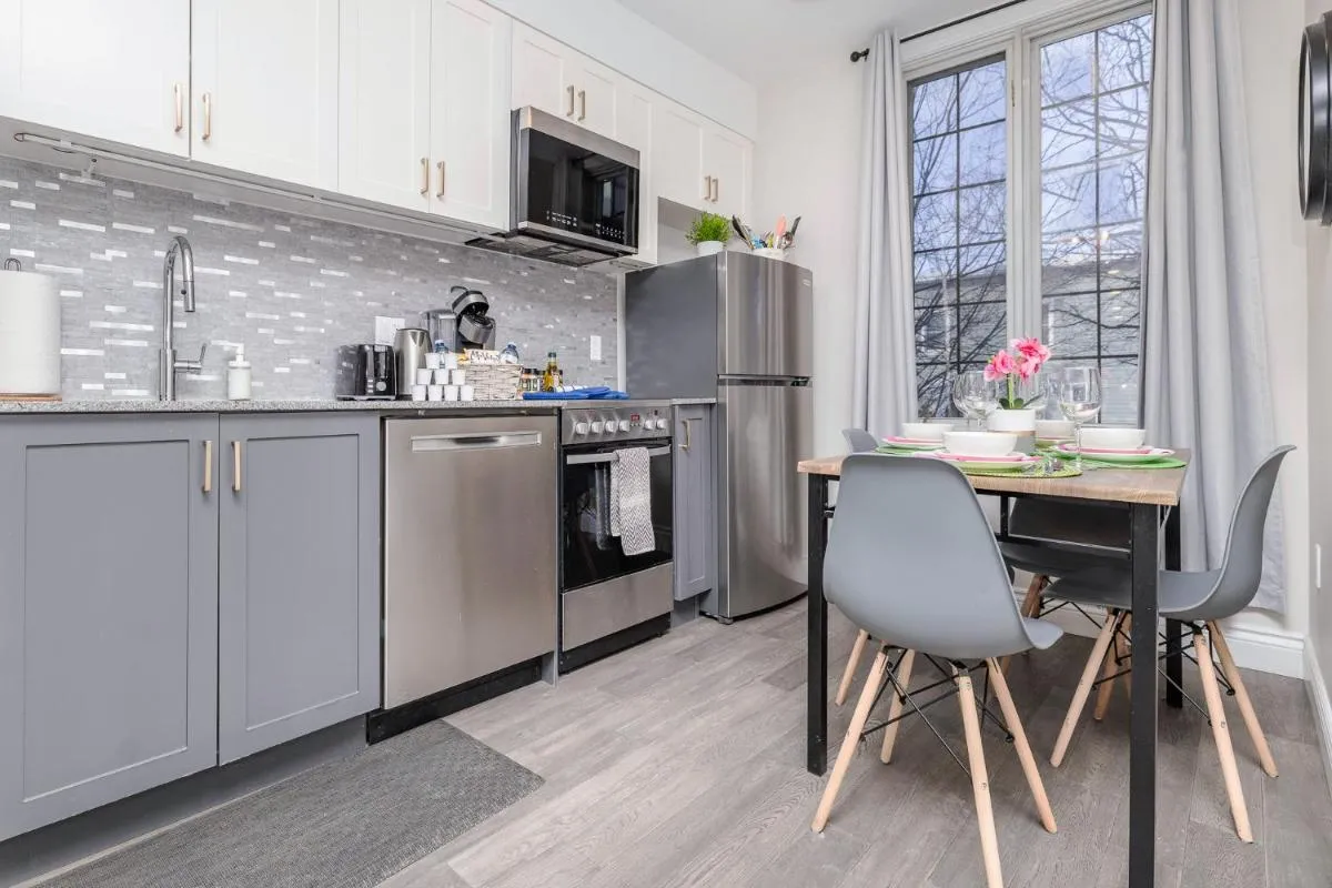 Image 1 of Modern 2BR Condo with Pet Friendly – Near University