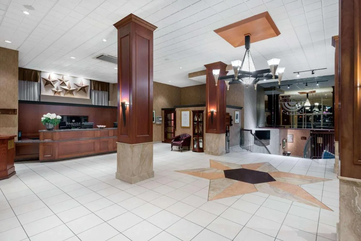 Image 2 of Ramada Plaza by Wyndham Gatineau/Manoir du Casino