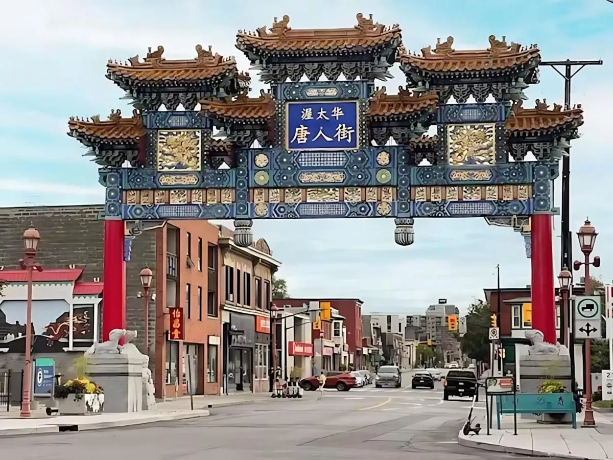 Image 4 of Studio King Bed Apartment – Close to Chinatown