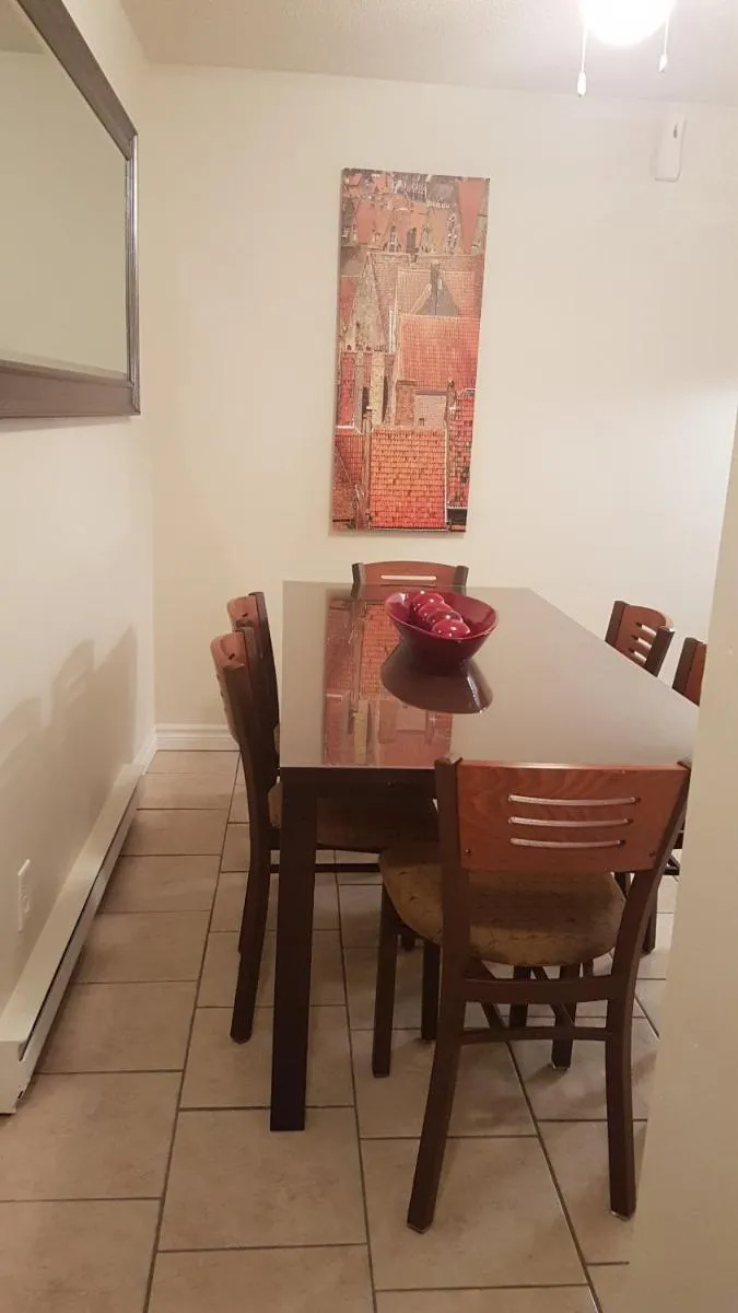 Image 5 of Three-Bedroom Apartment Sweet #6 by Amazing Property Rentals