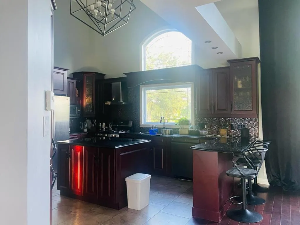 Image of Waterfront House Sleeps 8